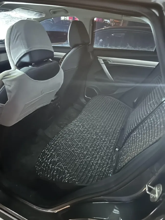 2025 Geely Coolray 1.5L 126HP L4 CVT,autocango,china used car exporter,china ev exporter,chinese used car exporter,chinese used ev exporter