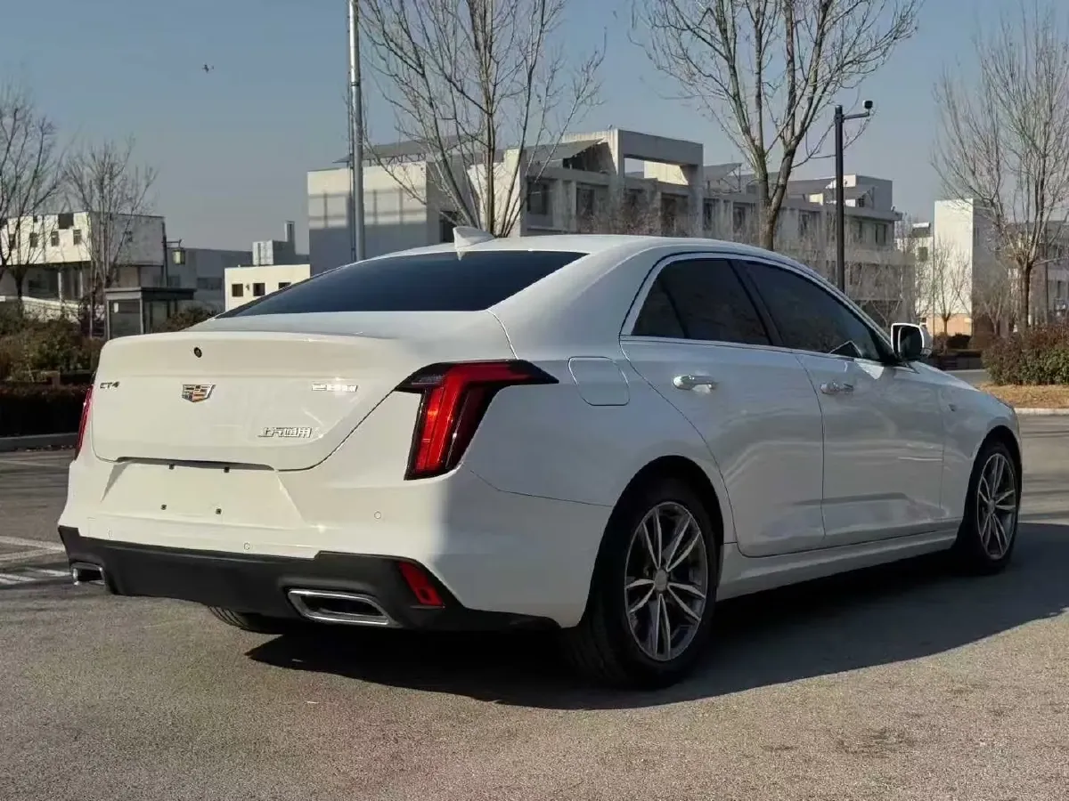 2021 Cadillac CT4 2.0T 237HP L4 8AT,autocango,china used car exporter,china ev exporter,chinese used car exporter,chinese used ev exporter