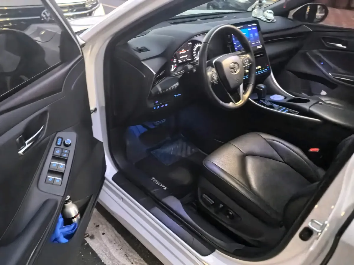 2023 Toyota Avalon 2.5L 207HP L4 8AT,autocango,china used car exporter,china ev exporter,chinese used car exporter,chinese used ev exporter