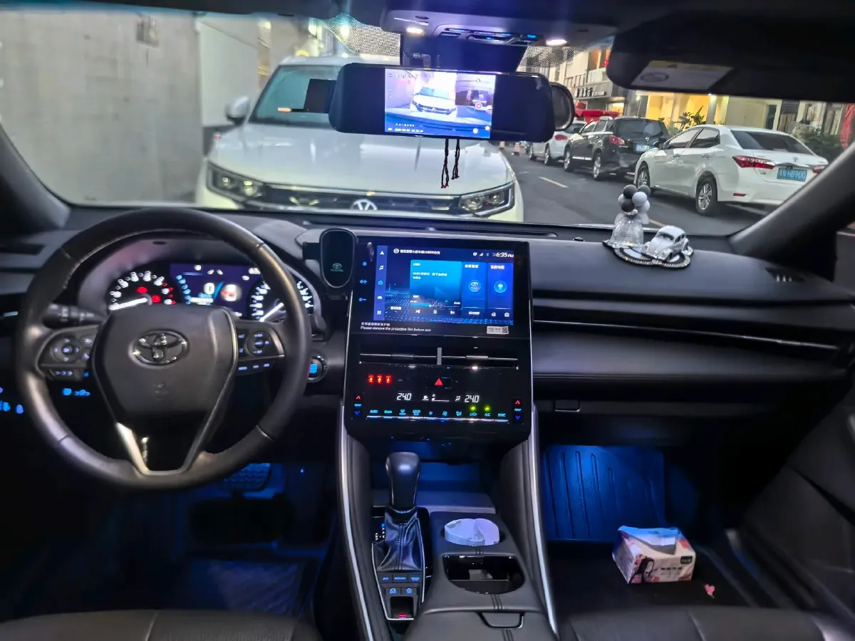 2023 Toyota Avalon 2.5L 207HP L4 8AT,autocango,china used car exporter,china ev exporter,chinese used car exporter,chinese used ev exporter