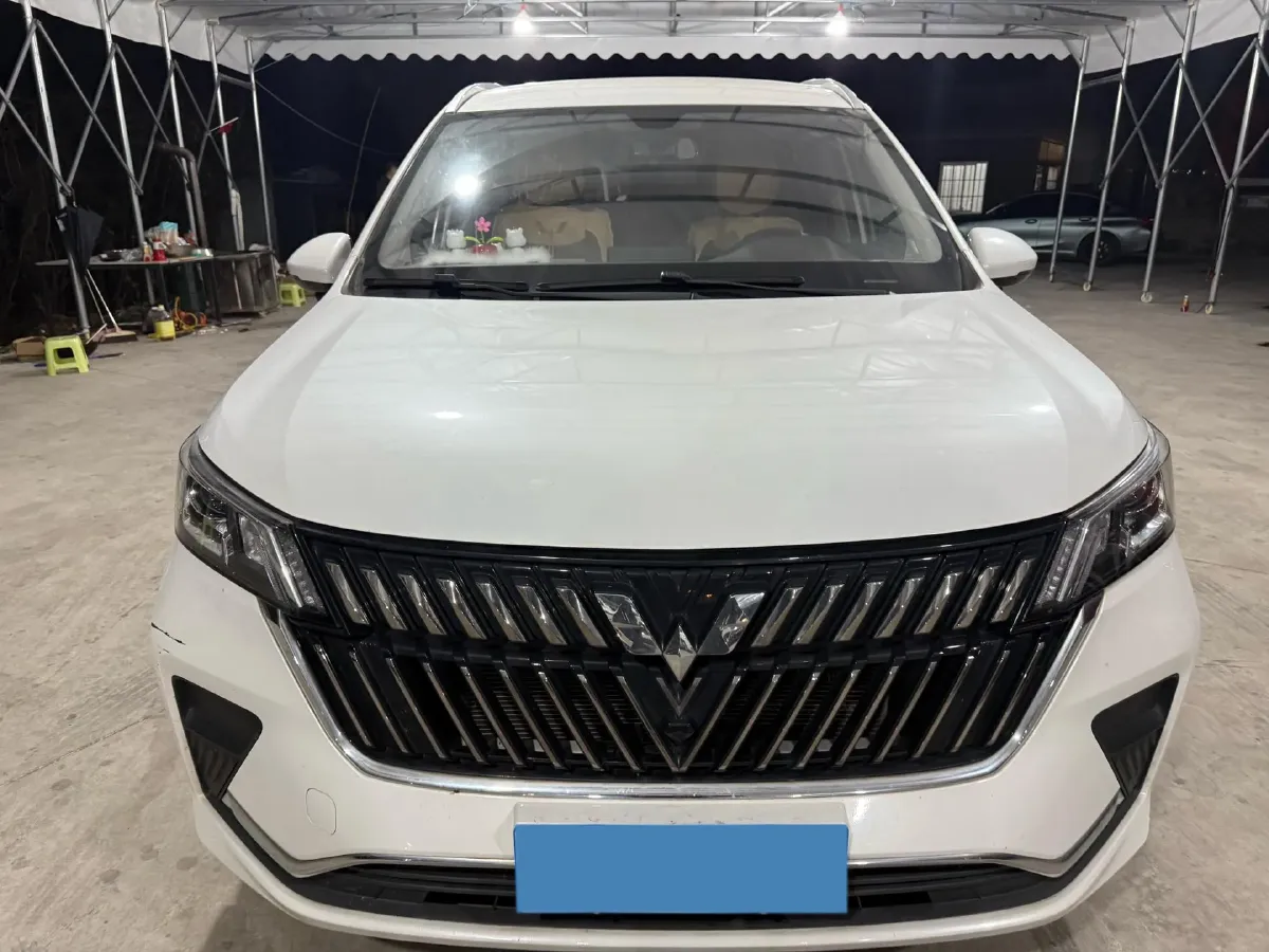 2022 WuLing JiaChen 1.5T 147HP L4 6MT,autocango,china used car exporter,china ev exporter,chinese used car exporter,chinese used ev exporter