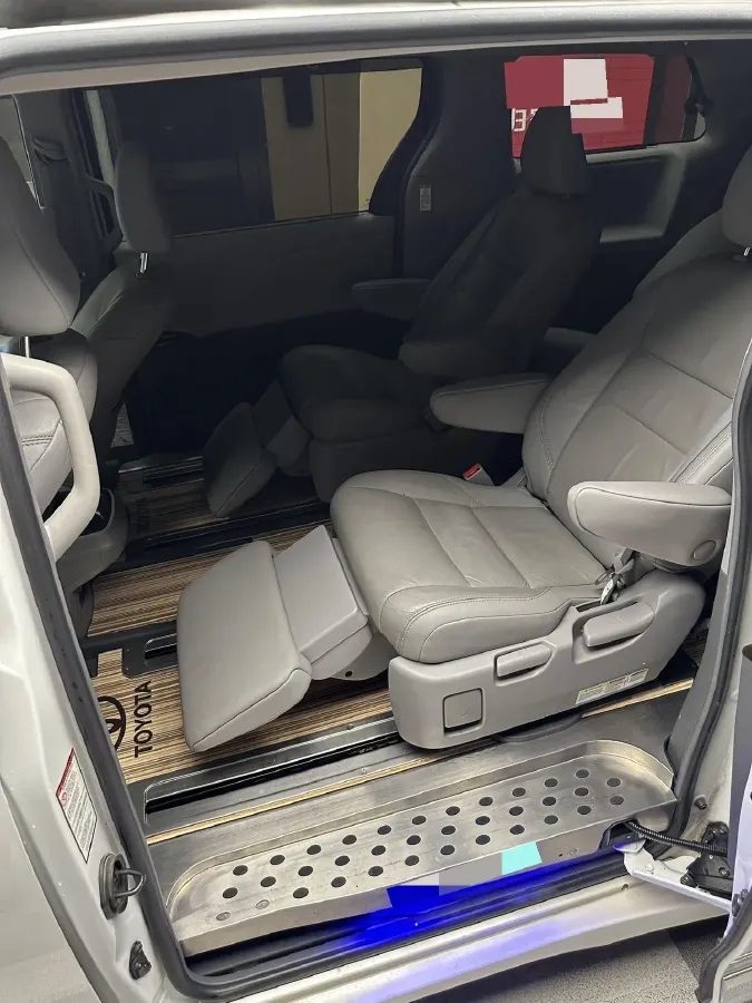 2019 Toyota Avalon 2.0L 178HP L4 CVT,autocango,china used car exporter,china ev exporter,chinese used car exporter,chinese used ev exporter