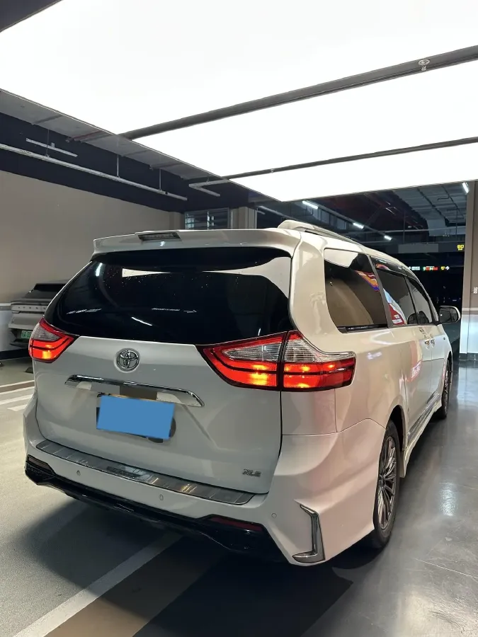 2019 Toyota Avalon 2.0L 178HP L4 CVT,autocango,china used car exporter,china ev exporter,chinese used car exporter,chinese used ev exporter