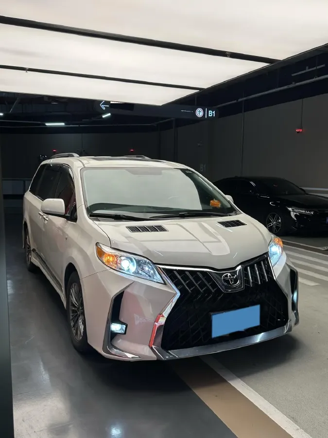 2019 Toyota Avalon 2.0L 178HP L4 CVT,autocango,china used car exporter,china ev exporter,chinese used car exporter,chinese used ev exporter
