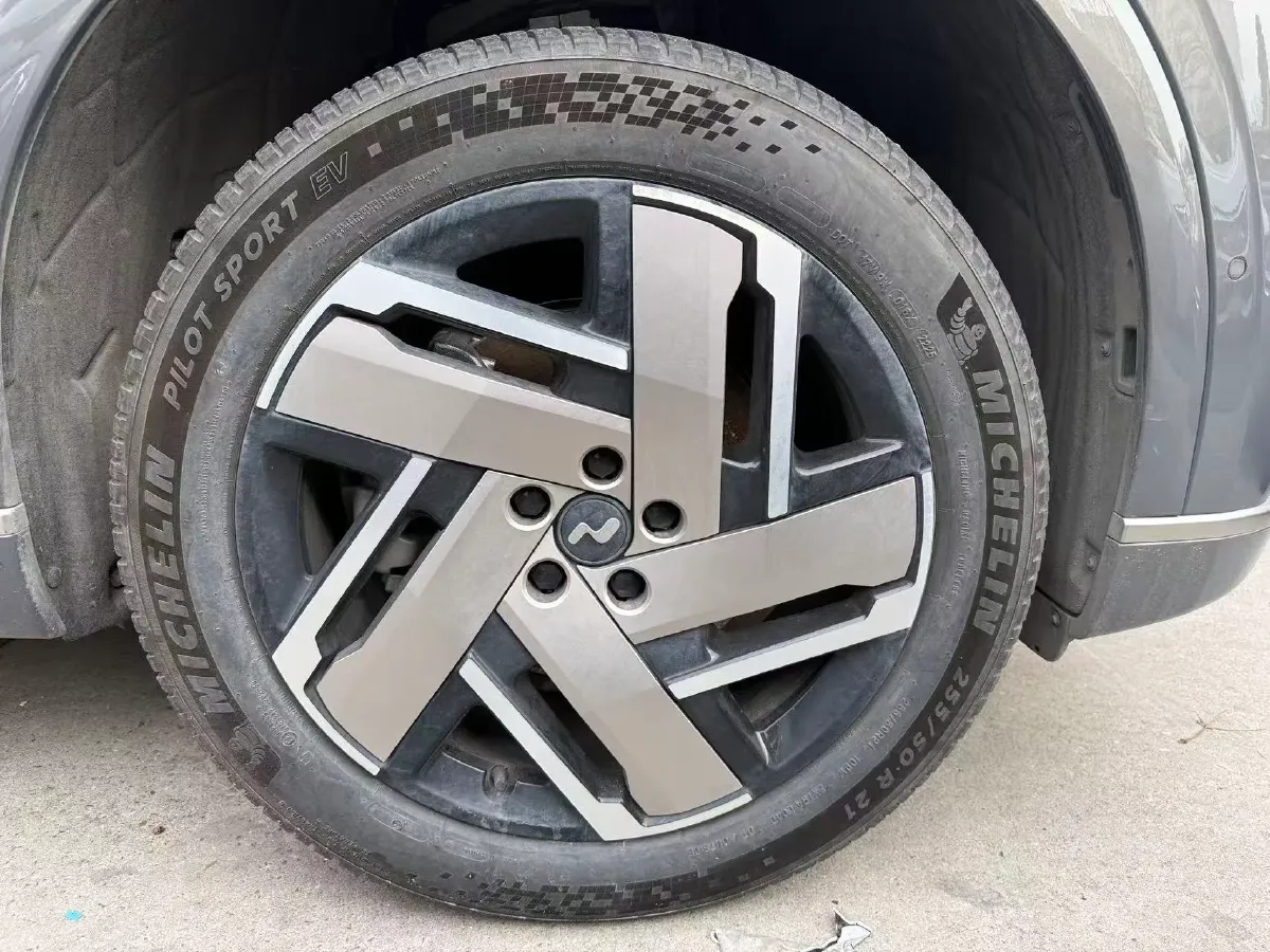 2025 ONVO L90 BEV,autocango,china used car exporter,china ev exporter,chinese used car exporter,chinese used ev exporter