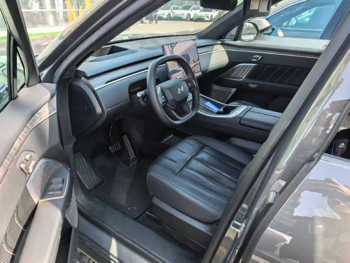 2025 ONVO L90 BEV,autocango,china used car exporter,china ev exporter,chinese used car exporter,chinese used ev exporter