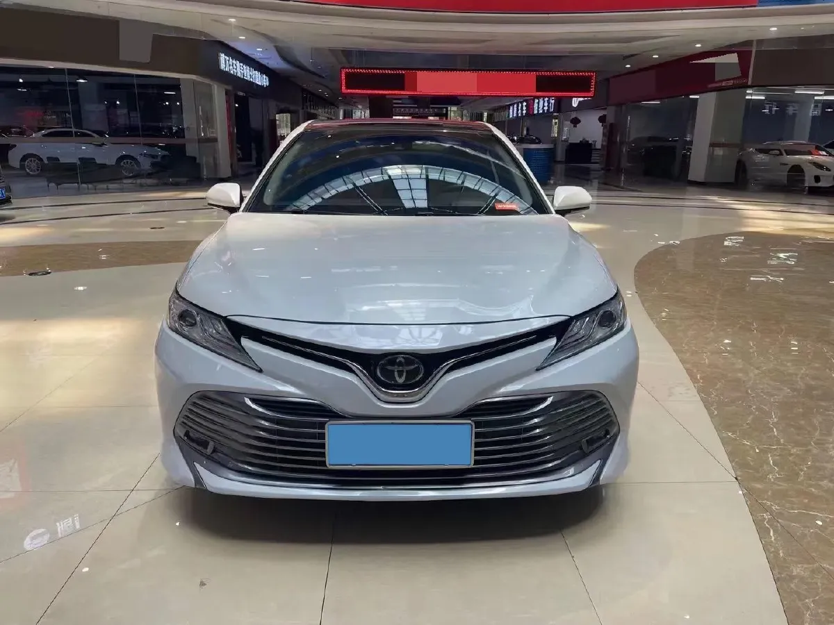 2019 Toyota Camry 2.5L 209HP L4 8AT,autocango,china used car exporter,china ev exporter,chinese used car exporter,chinese used ev exporter