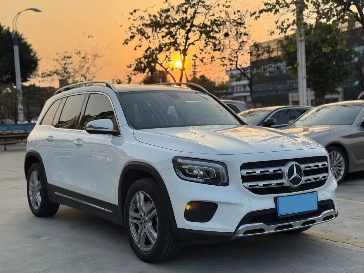 2022 Mercedes-Benz GLB Class 1.3T 163HP L4 7DCT,autocango,china used car exporter,china ev exporter,chinese used car exporter,chinese used ev exporter