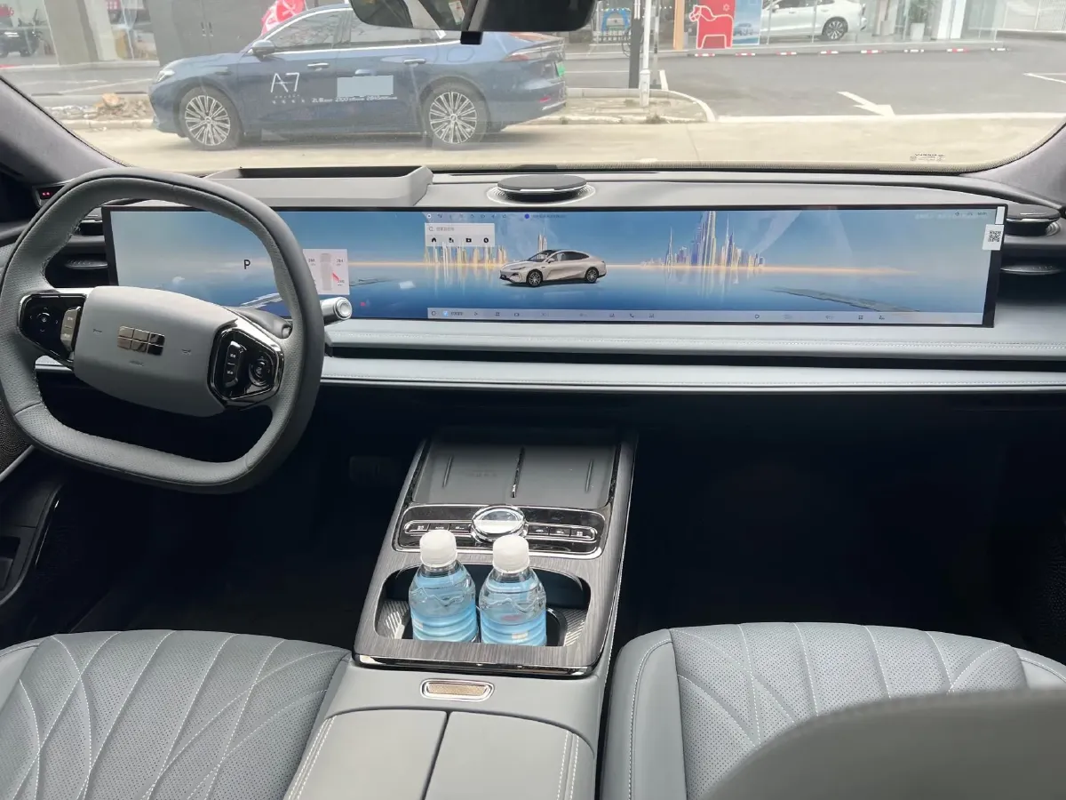 2025 MAXUS InterstellarX 2.5T 224HP L4 8AT,autocango,china used car exporter,china ev exporter,chinese used car exporter,chinese used ev exporter