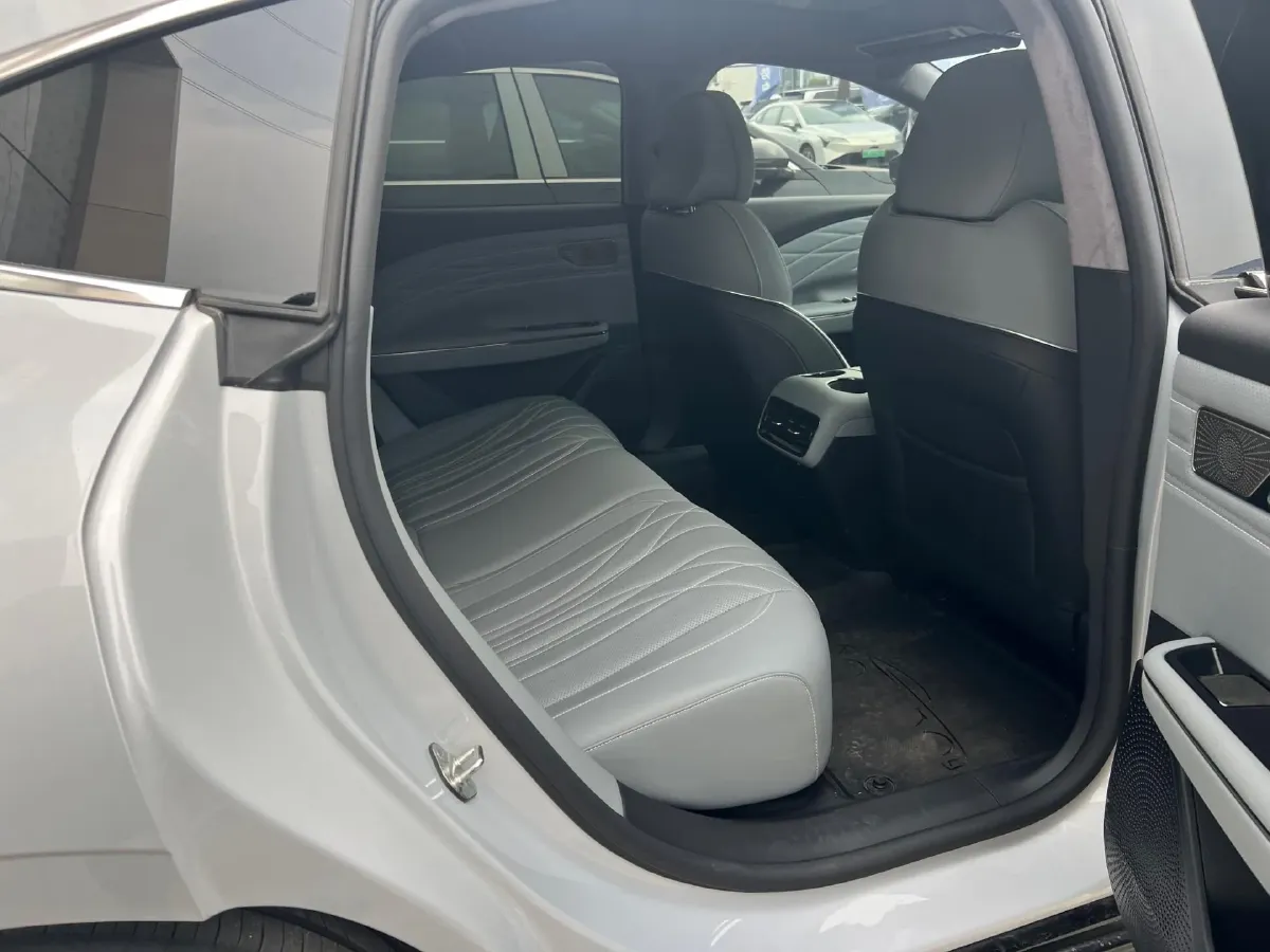 2025 MAXUS InterstellarX 2.5T 224HP L4 8AT,autocango,china used car exporter,china ev exporter,chinese used car exporter,chinese used ev exporter