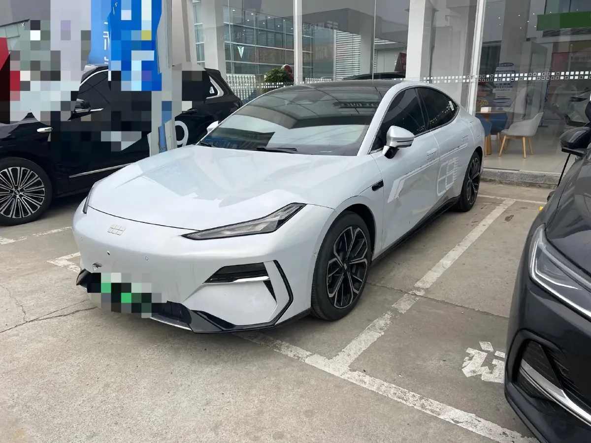 2025 MAXUS InterstellarX 2.5T 224HP L4 8AT,autocango,china used car exporter,china ev exporter,chinese used car exporter,chinese used ev exporter