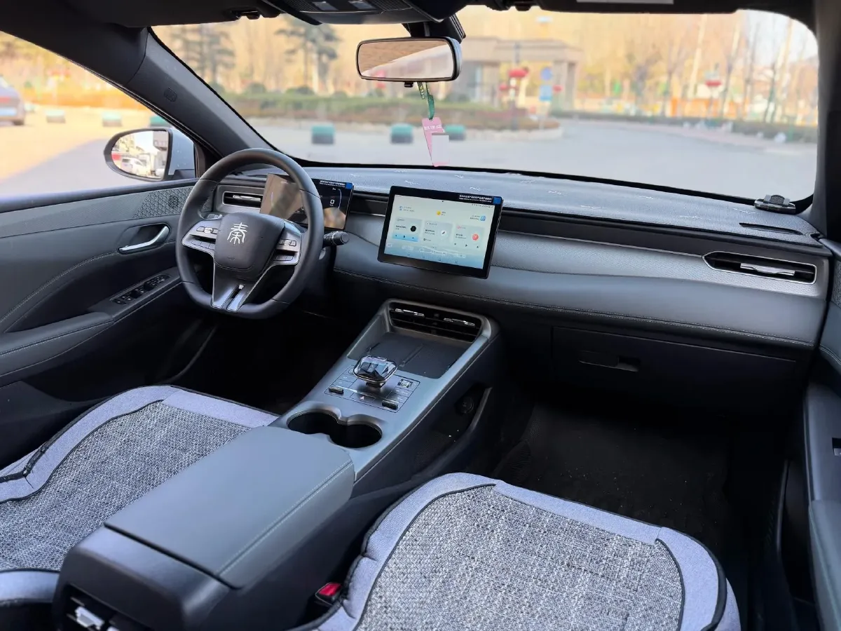 2025 BYD Qin Plus 1.5L 101HP L4 E-CVT PHEV 7.68KWH,autocango,china used car exporter,china ev exporter,chinese used car exporter,chinese used ev exporter