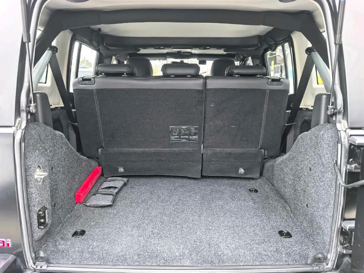 2024 Beijing BJ40 2.0T 163HP L4 8AT,autocango,china used car exporter,china ev exporter,chinese used car exporter,chinese used ev exporter