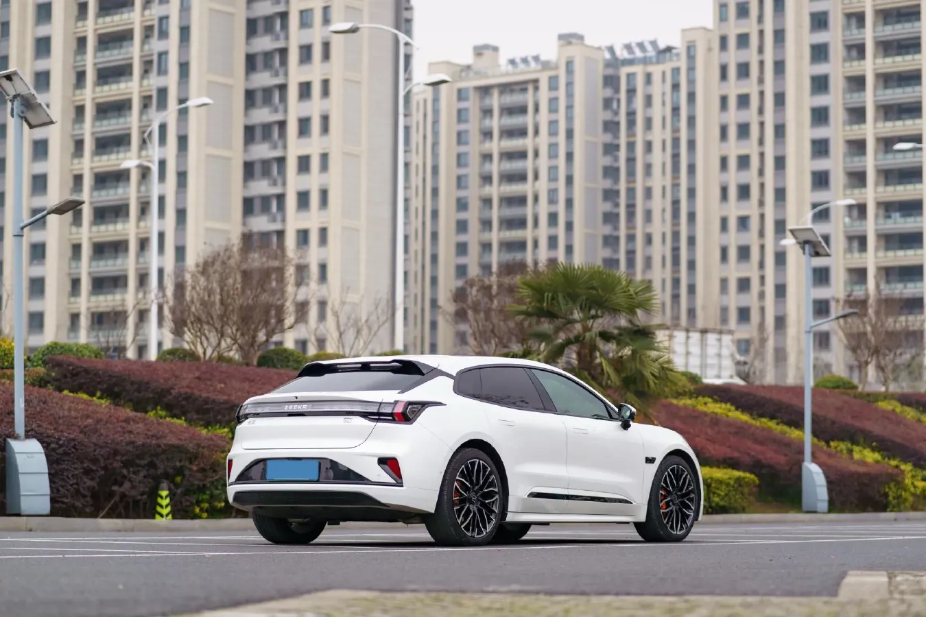 2025 Zeekr 001 BEV 100KWH,autocango,china used car exporter,china ev exporter,chinese used car exporter,chinese used ev exporter