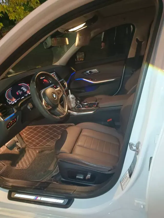 2021 BMW 3 Series 2.0T 184HP L4 8AT,autocango,china used car exporter,china ev exporter,chinese used car exporter,chinese used ev exporter