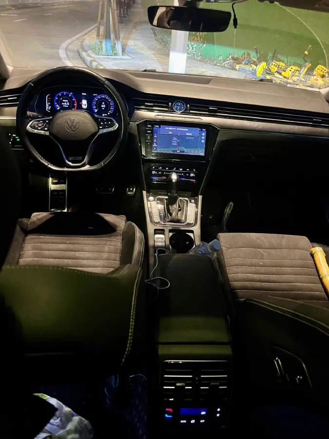 2021 Volkswagen Magotan 2.0T 186HP L4 7DCT,autocango,china used car exporter,china ev exporter,chinese used car exporter,chinese used ev exporter