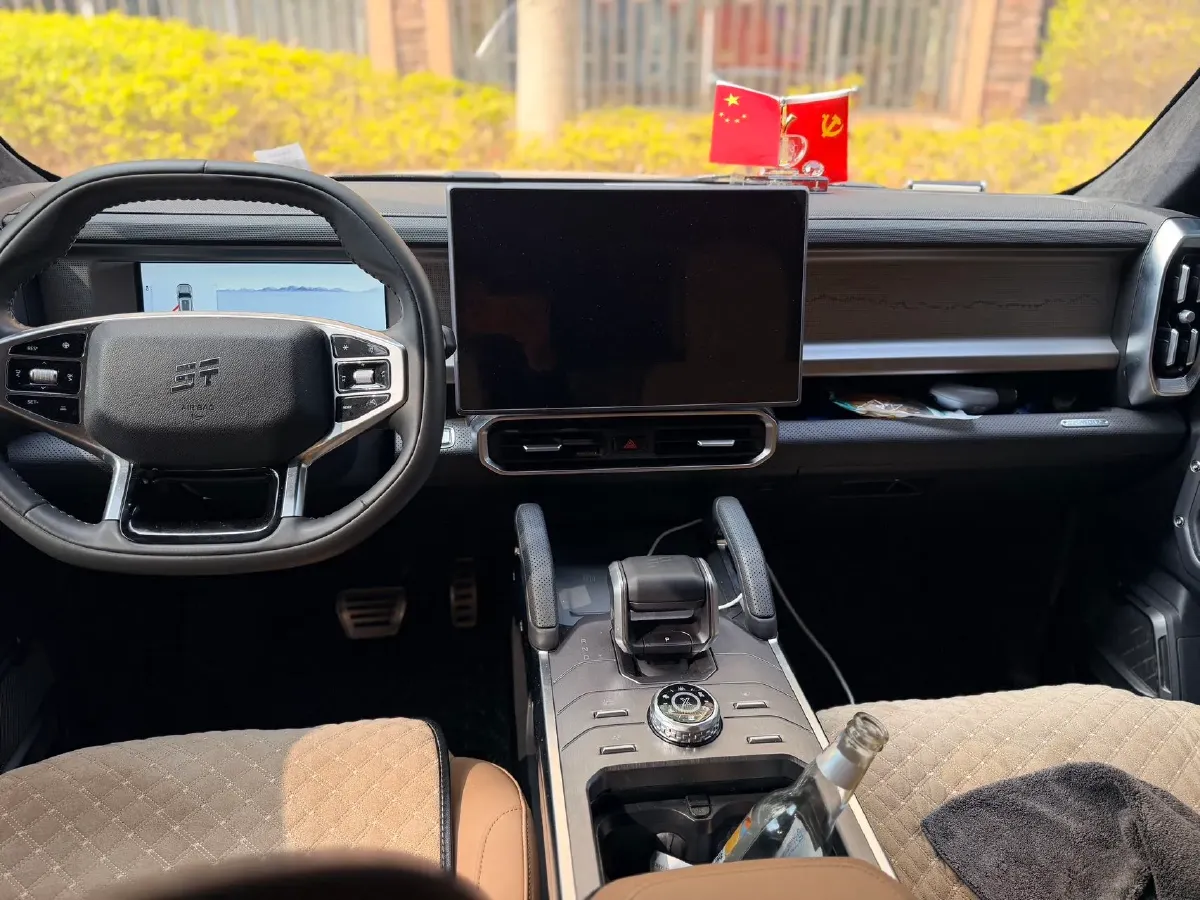 2023 Jetour Traveller 2.0T 254HP L4 7DCT,autocango,china used car exporter,china ev exporter,chinese used car exporter,chinese used ev exporter