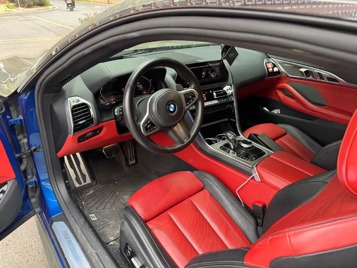 2019 BMW 8 Series 3.0T 340HP L6 8AT,autocango,china used car exporter,china ev exporter,chinese used car exporter,chinese used ev exporter