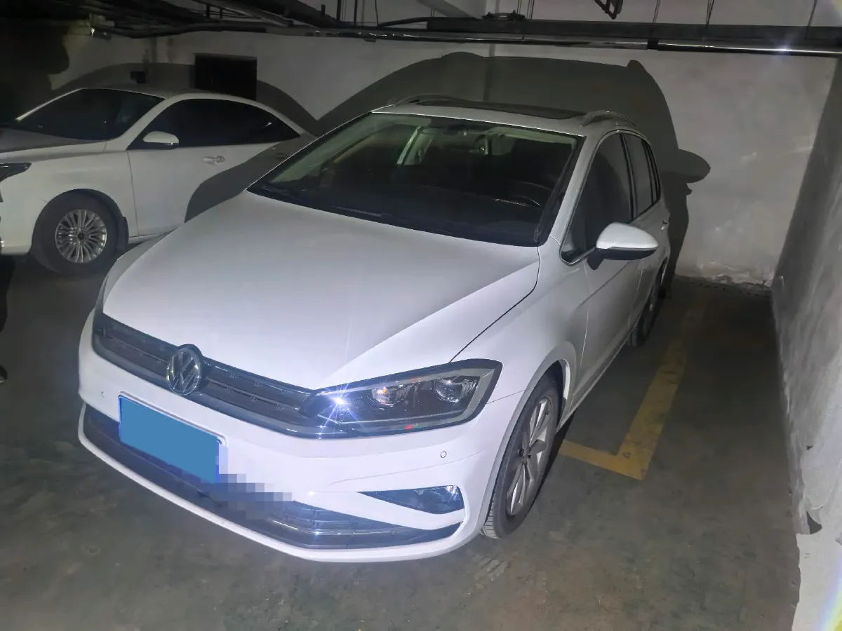2020 Volkswagen Golf Sportsvan 1.4T 150HP L4 7DCT,autocango,china used car exporter,china ev exporter,chinese used car exporter,chinese used ev exporter
