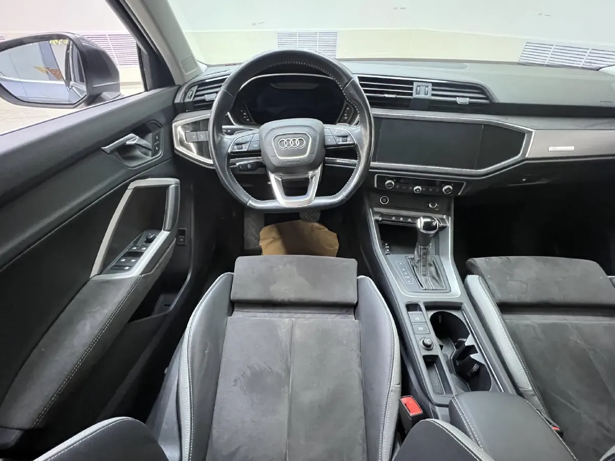 2022 Audi Q3 1.4T 150HP L4 7DCT,autocango,china used car exporter,china ev exporter,chinese used car exporter,chinese used ev exporter