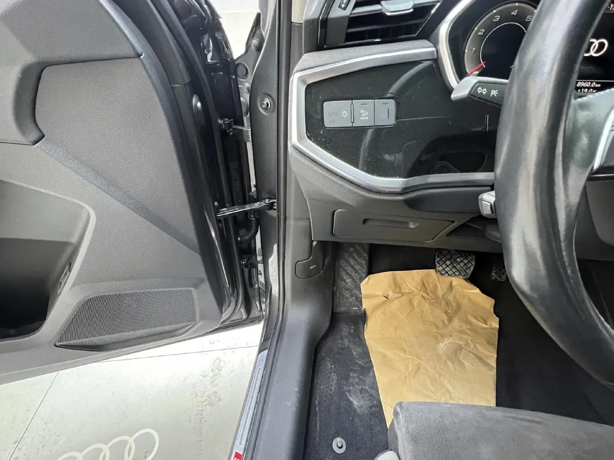 2022 Audi Q3 1.4T 150HP L4 7DCT,autocango,china used car exporter,china ev exporter,chinese used car exporter,chinese used ev exporter