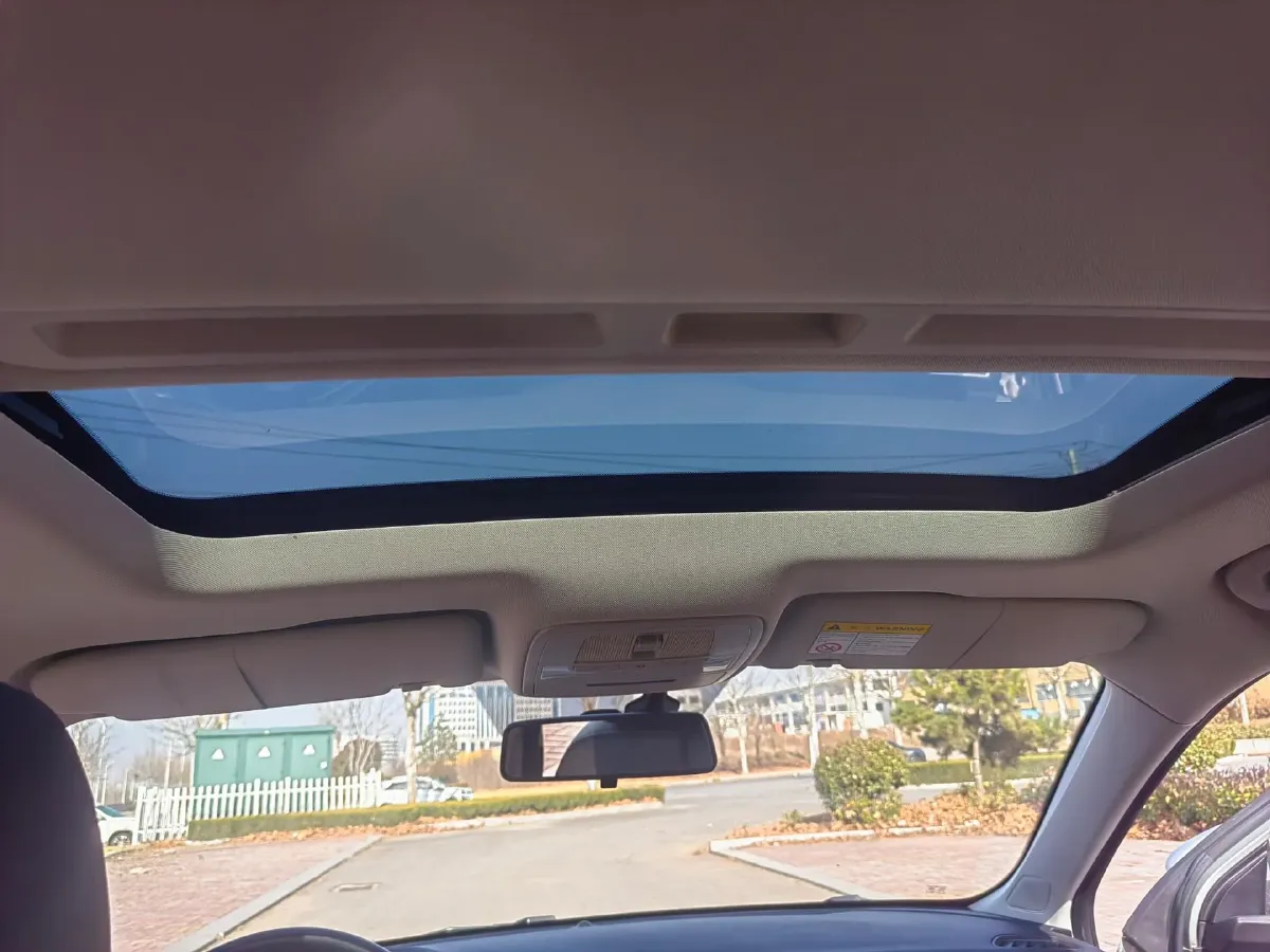 2018 Roewe Ei5 BEV 35KWH,autocango,china used car exporter,china ev exporter,chinese used car exporter,chinese used ev exporter