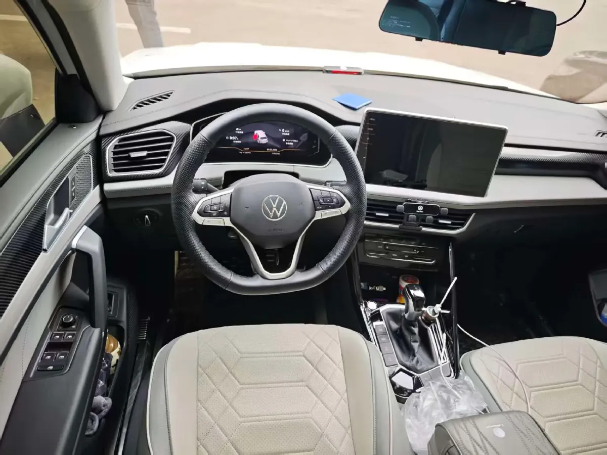 2024 Volkswagen Tayron 1.5T 160HP L4 7DCT,autocango,china used car exporter,china ev exporter,chinese used car exporter,chinese used ev exporter