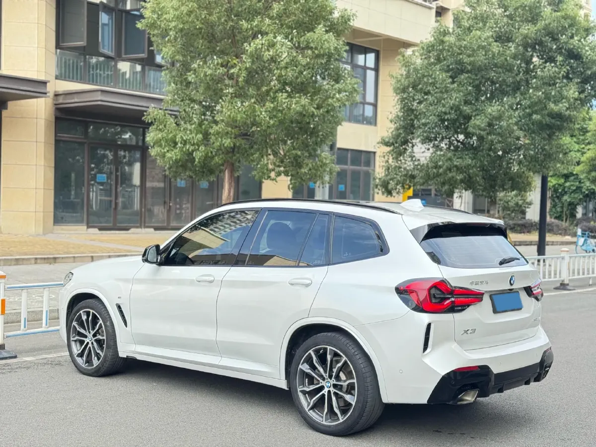 2022 BMW X3 2.0T 252HP L4 8AT,autocango,china used car exporter,china ev exporter,chinese used car exporter,chinese used ev exporter