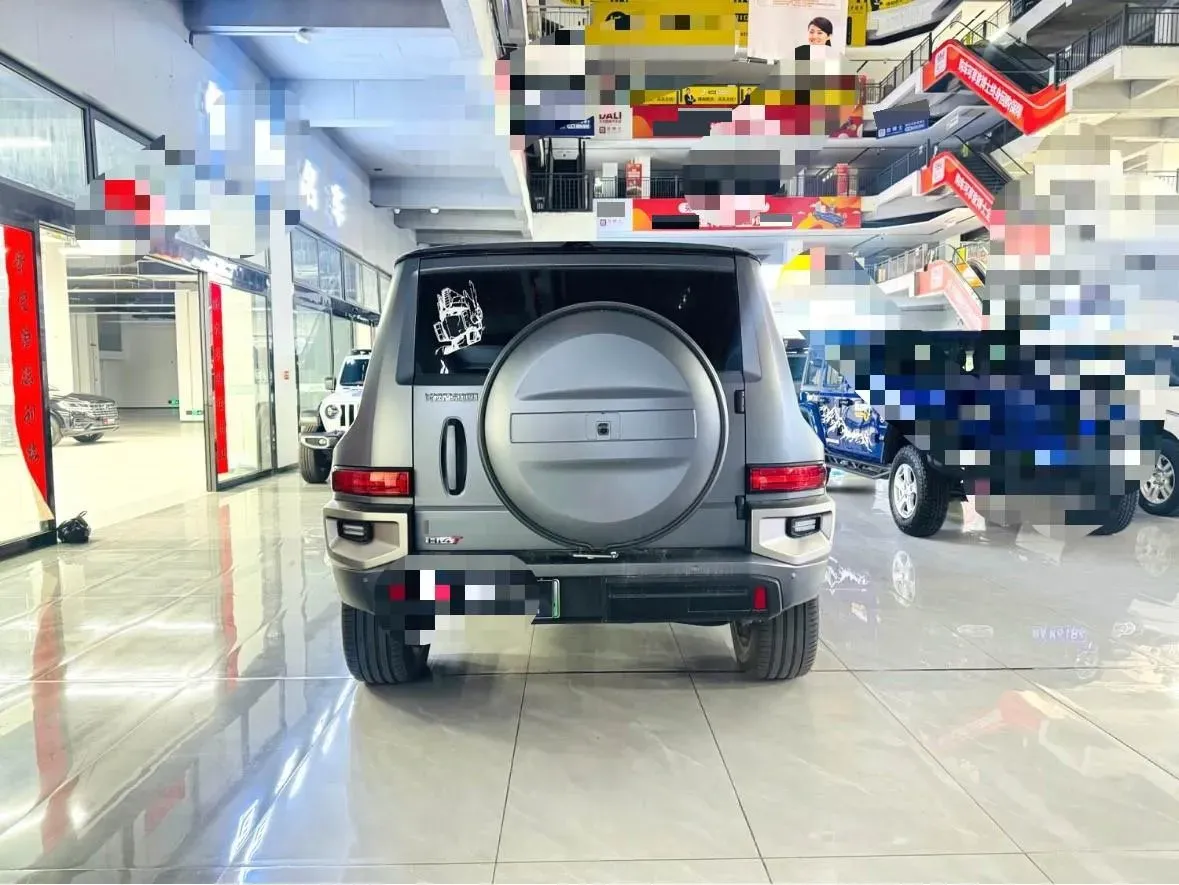 2024 Tank 700 3.0T 360HP V6 9AT PHEV 37.1KWH,autocango,china used car exporter,china ev exporter,chinese used car exporter,chinese used ev exporter