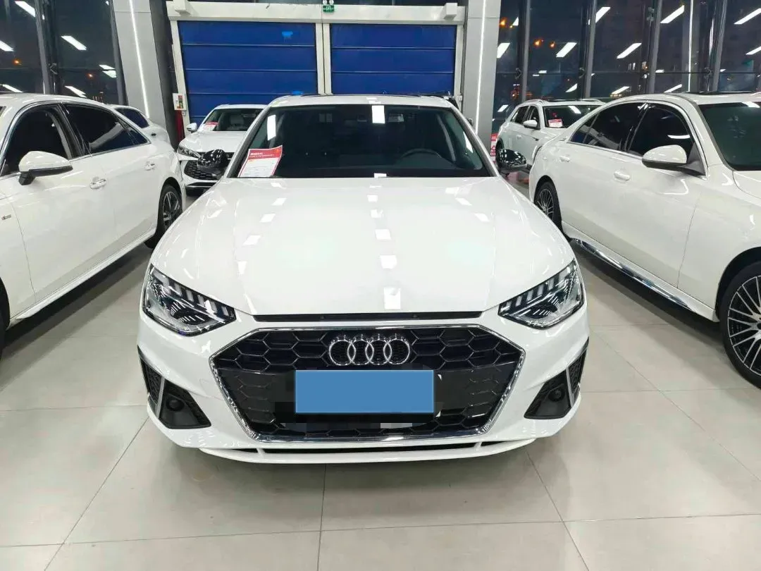 2020 Audi A4L 2.0T 190HP L4 7DCT,autocango,china used car exporter,china ev exporter,chinese used car exporter,chinese used ev exporter