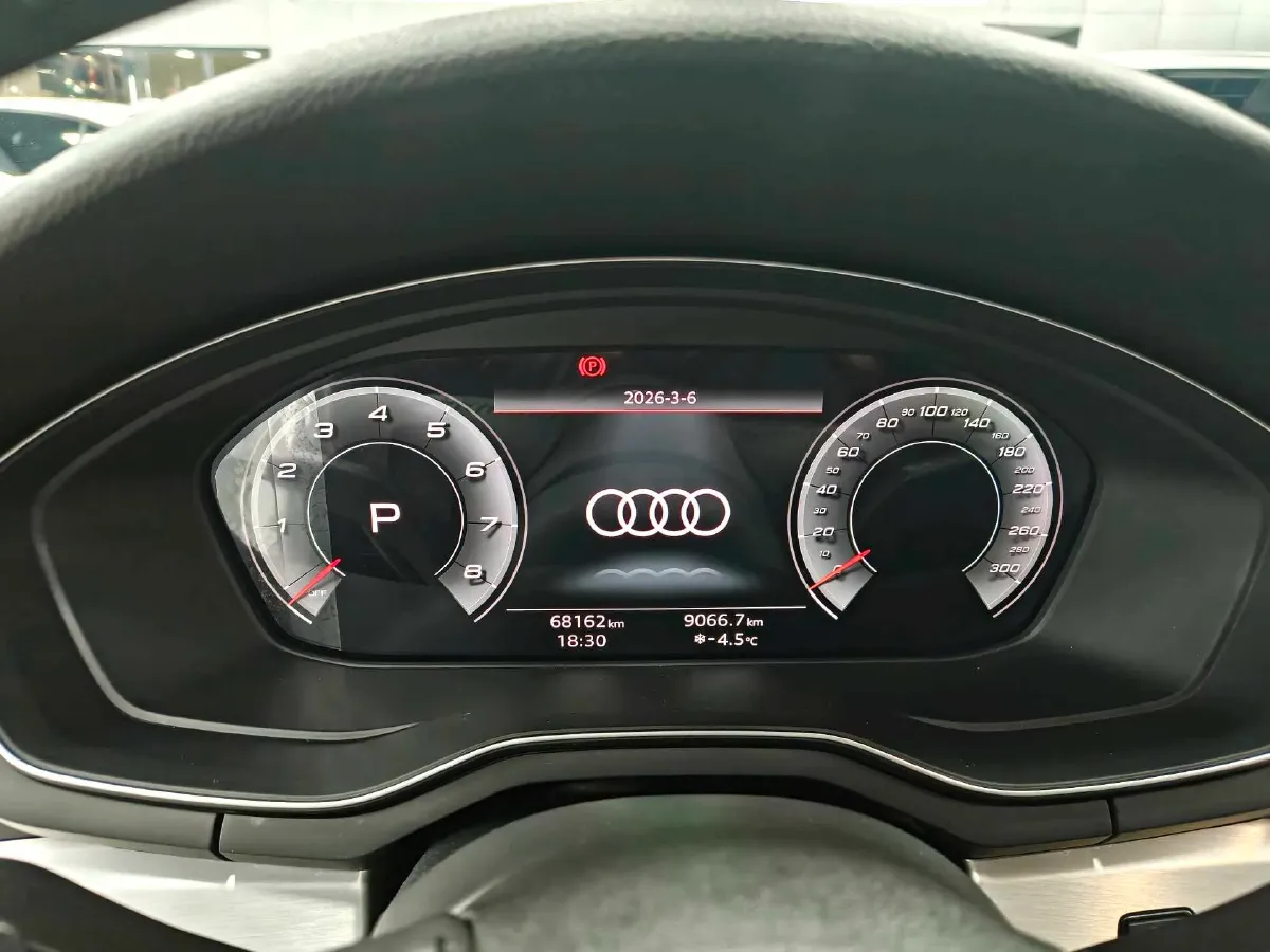 2020 Audi A4L 2.0T 190HP L4 7DCT,autocango,china used car exporter,china ev exporter,chinese used car exporter,chinese used ev exporter