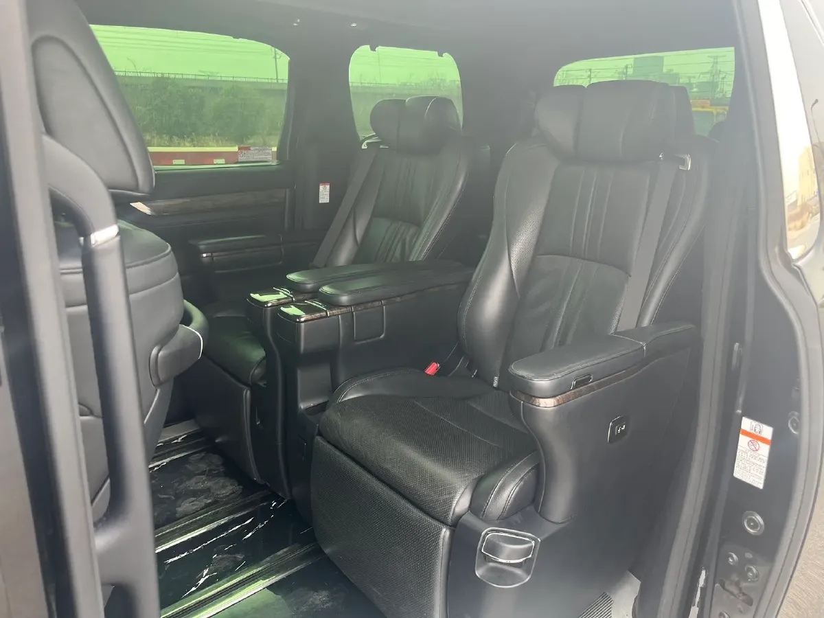 2019 Toyota Vellfire 2.5L 117HP L4 E-CVT Hybrid,autocango,china used car exporter,china ev exporter,chinese used car exporter,chinese used ev exporter