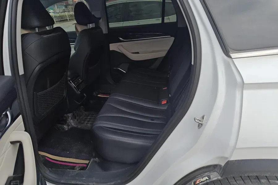 2023 Geely Monjaro 2.0T 238HP L4 8AT,autocango,china used car exporter,china ev exporter,chinese used car exporter,chinese used ev exporter