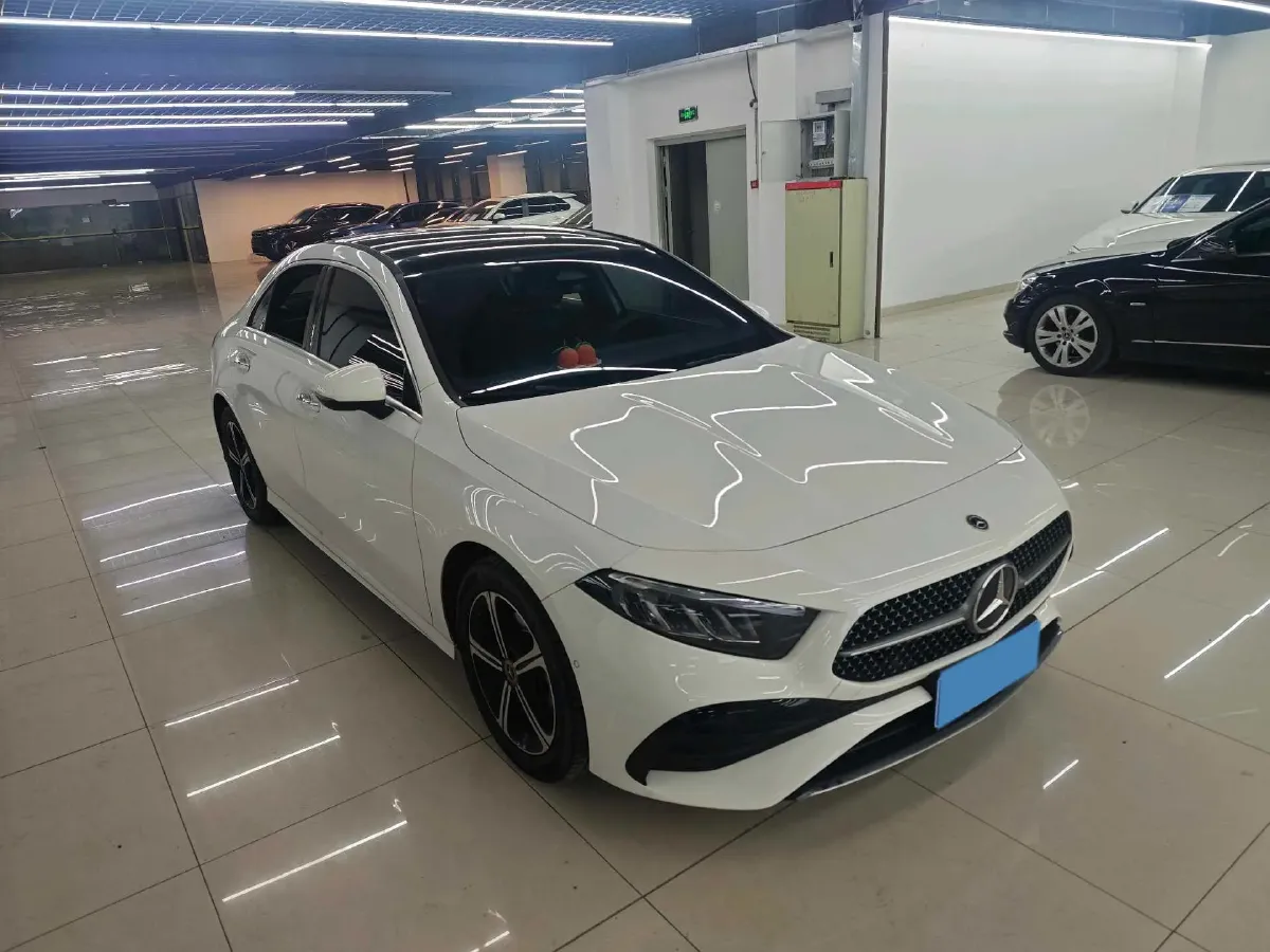 2023 Mercedes-Benz A Class 1.3T 163HP L4 7DCT,autocango,china used car exporter,china ev exporter,chinese used car exporter,chinese used ev exporter