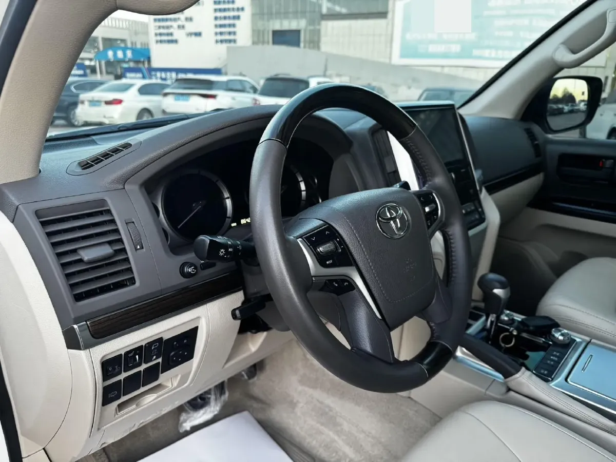 2019 Chevrolet Trax 1.0T 125HP L3 6AT,autocango,china used car exporter,china ev exporter,chinese used car exporter,chinese used ev exporter