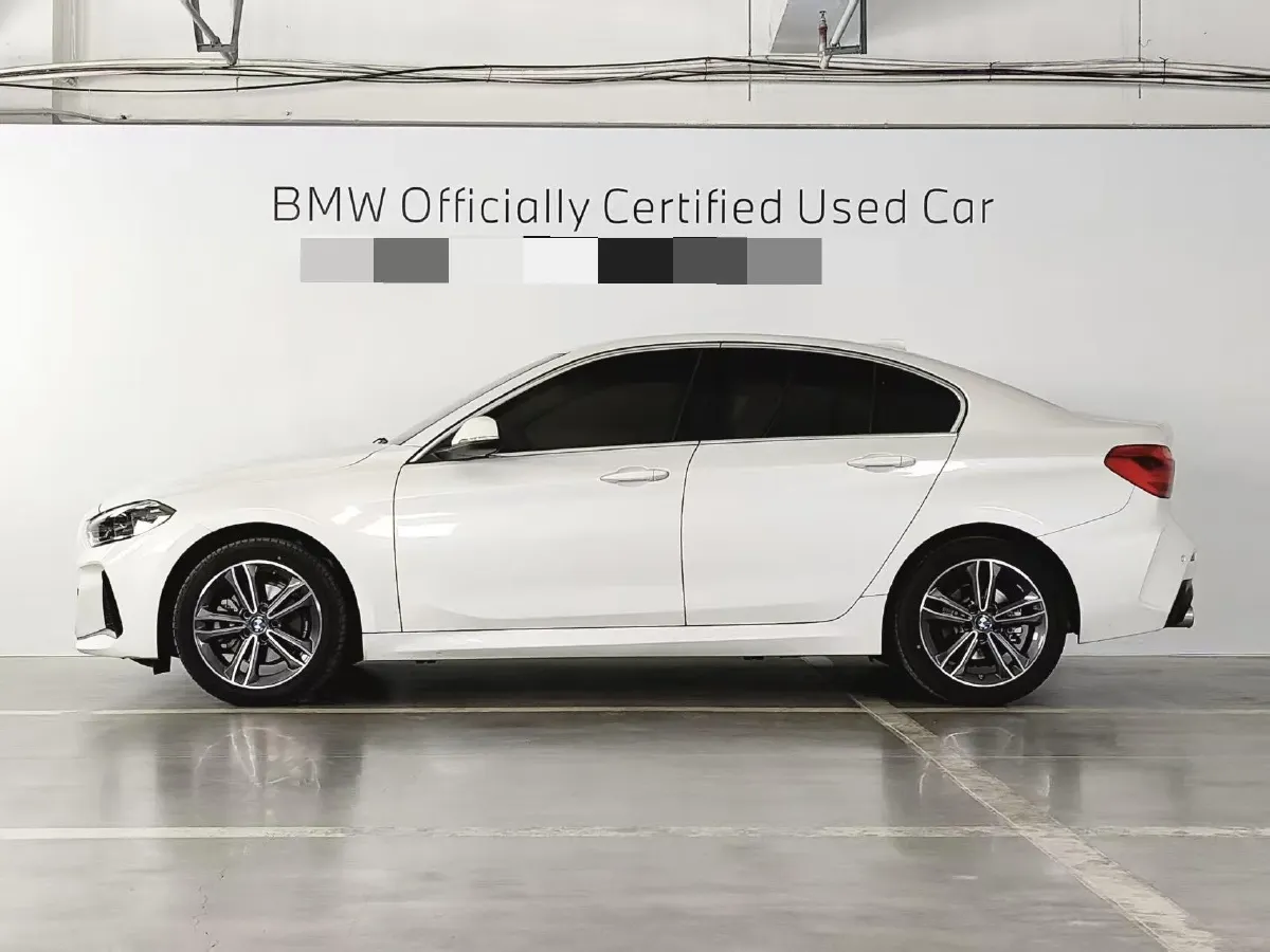 2021 BMW 1 Series 1.5T 140HP L3 7DCT,autocango,china used car exporter,china ev exporter,chinese used car exporter,chinese used ev exporter