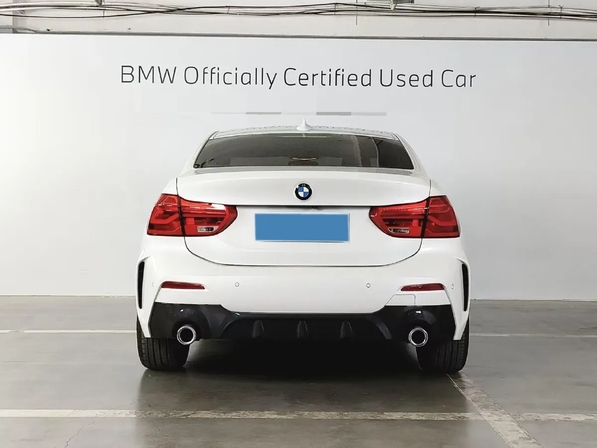 2021 BMW 1 Series 1.5T 140HP L3 7DCT,autocango,china used car exporter,china ev exporter,chinese used car exporter,chinese used ev exporter