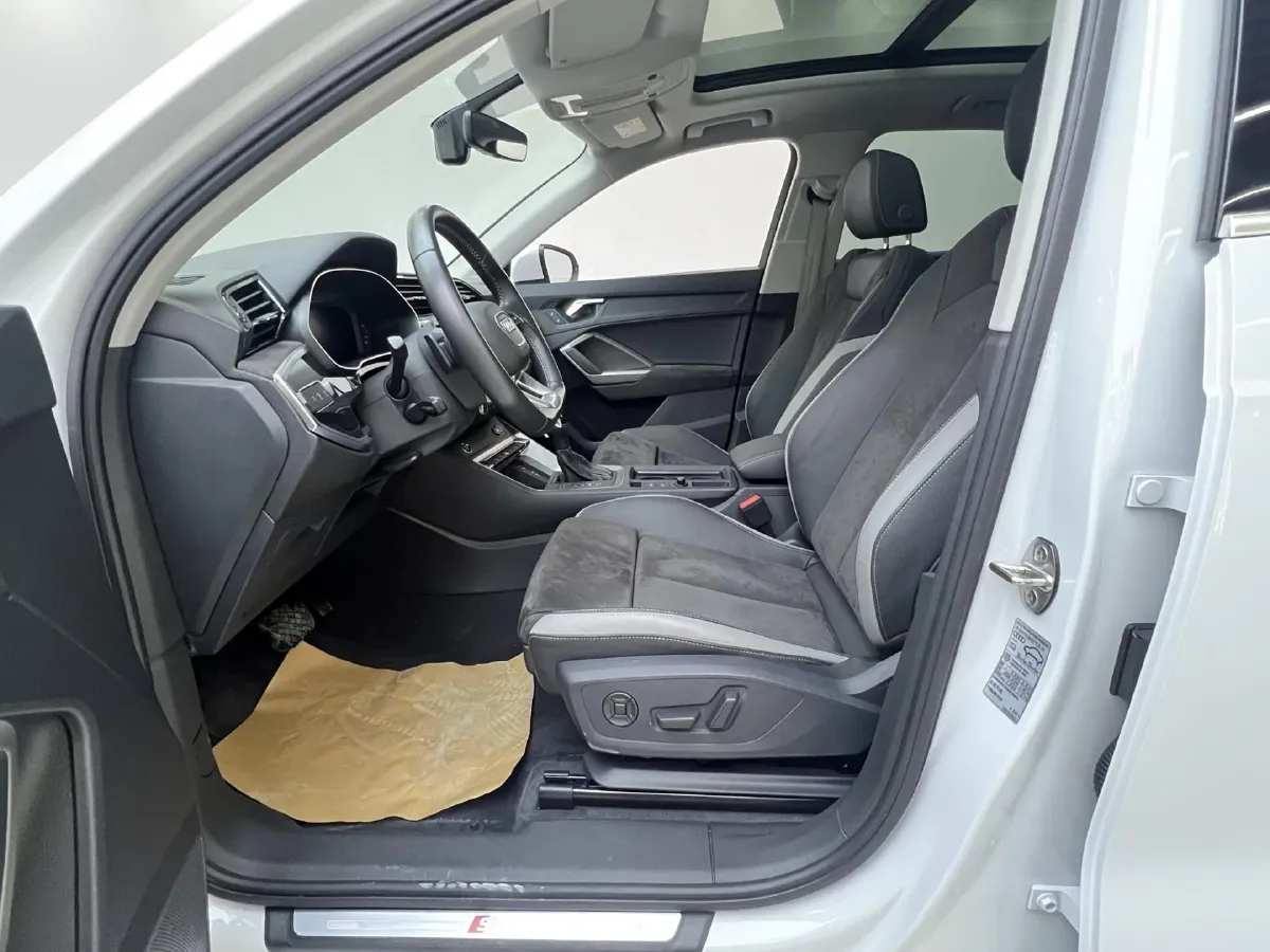 2021 Audi Q3 1.4T 150HP L4 7DCT,autocango,china used car exporter,china ev exporter,chinese used car exporter,chinese used ev exporter