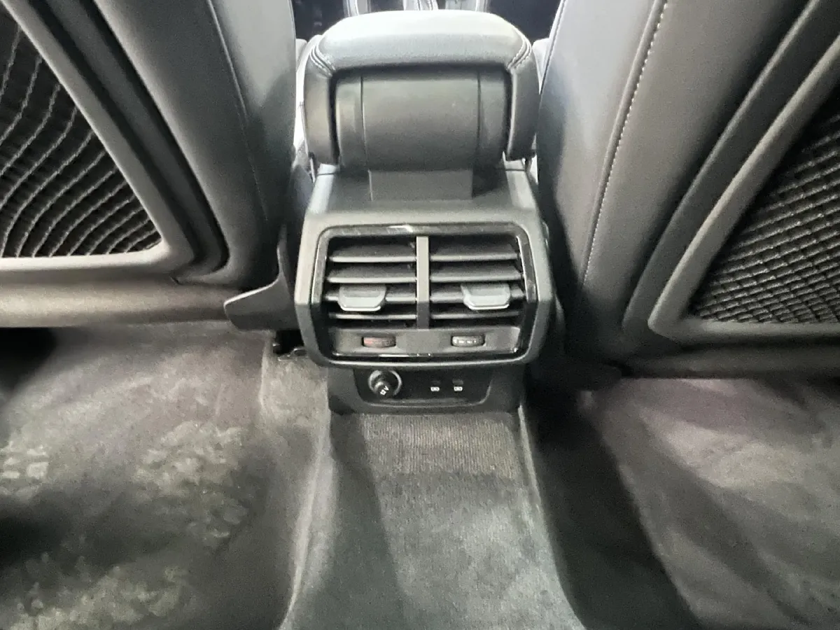 2021 Audi Q3 1.4T 150HP L4 7DCT,autocango,china used car exporter,china ev exporter,chinese used car exporter,chinese used ev exporter