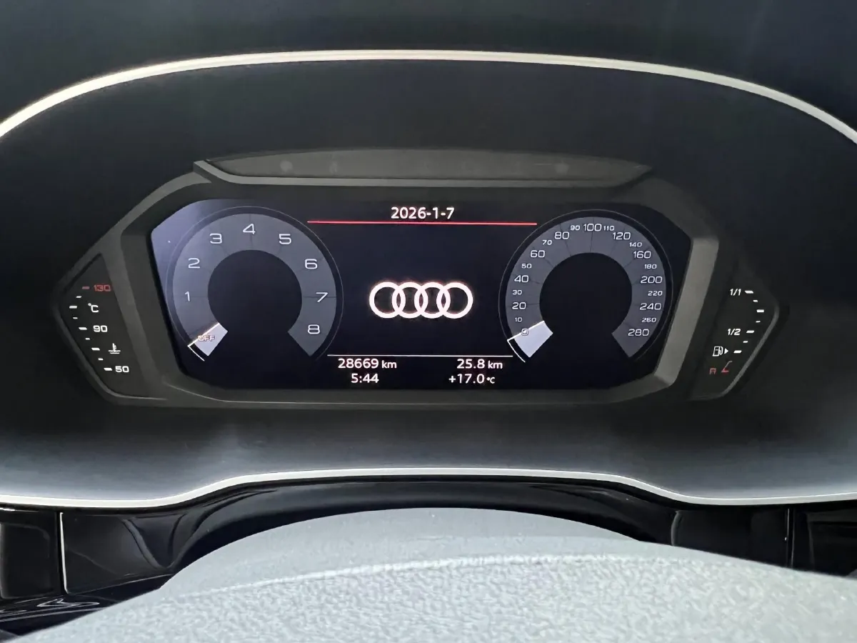 2021 Audi Q3 1.4T 150HP L4 7DCT,autocango,china used car exporter,china ev exporter,chinese used car exporter,chinese used ev exporter