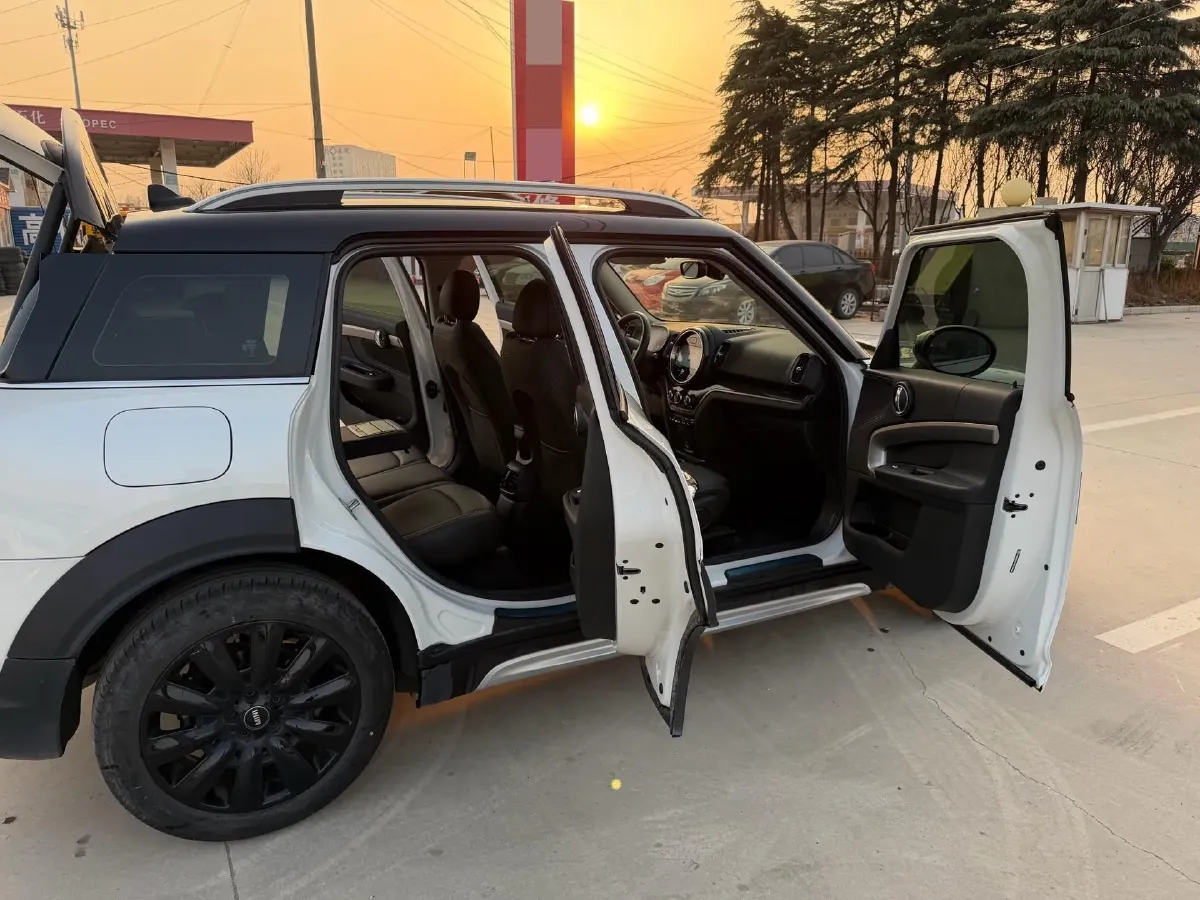 2023 MINI COUNTRYMAN 1.5T 136HP L3 7DCT,autocango,china used car exporter,china ev exporter,chinese used car exporter,chinese used ev exporter