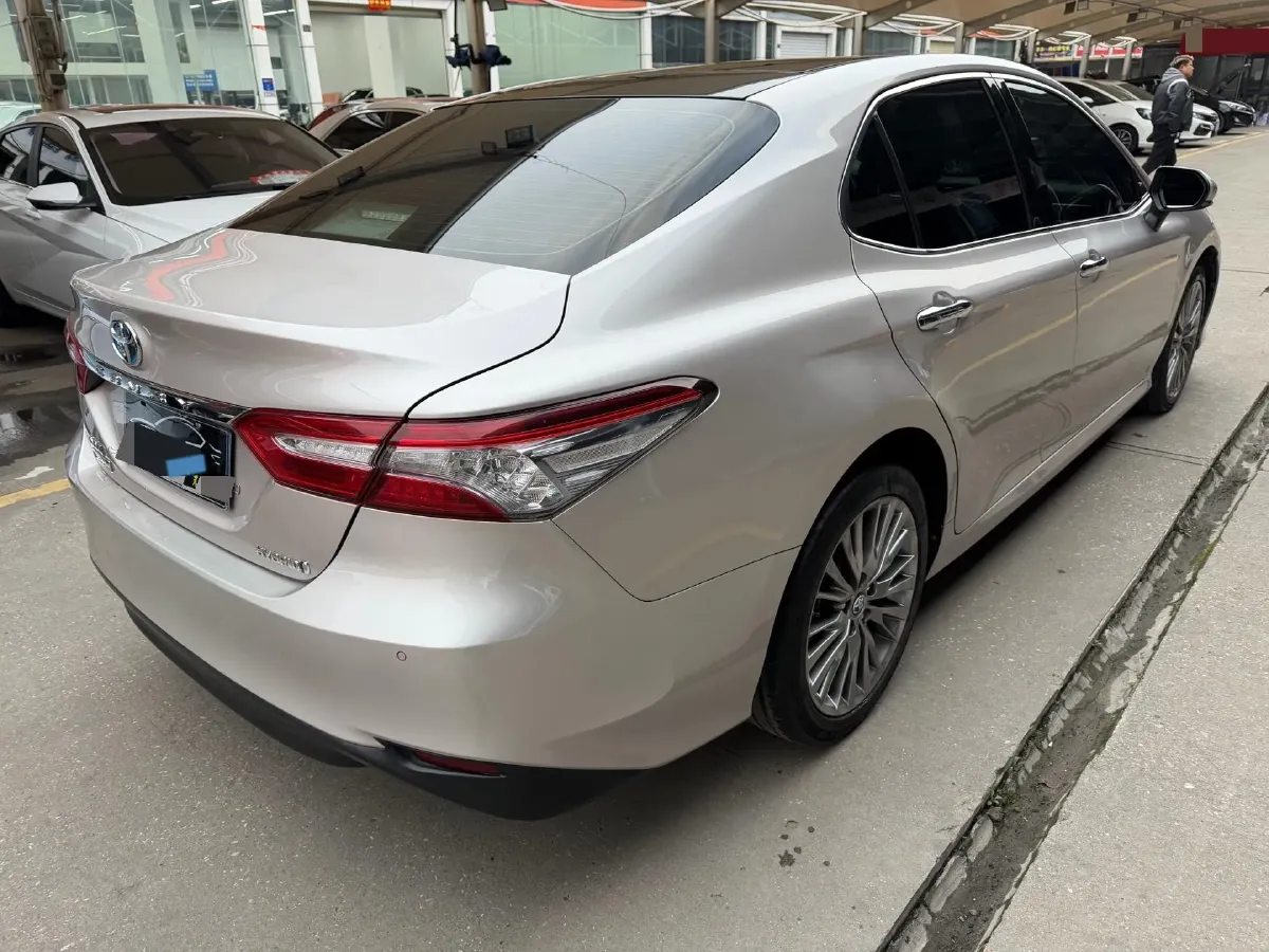 2018 Toyota Camry 2.5L 178HP L4 E-CVT Hybrid,autocango,china used car exporter,china ev exporter,chinese used car exporter,chinese used ev exporter