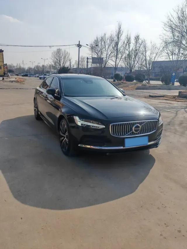 2024 Volvo S90 2.0T 250HP L4 8AT,autocango,china used car exporter,china ev exporter,chinese used car exporter,chinese used ev exporter