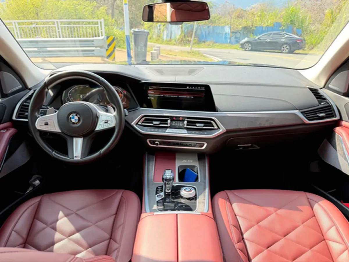 2022 BMW X5 2.0T 245HP L4 8AT,autocango,china used car exporter,china ev exporter,chinese used car exporter,chinese used ev exporter