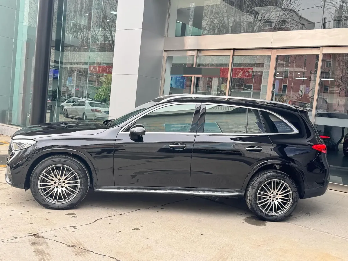 2025 Mercedes-Benz GLC Class 2.0T 258HP L4 9AT,autocango,china used car exporter,china ev exporter,chinese used car exporter,chinese used ev exporter