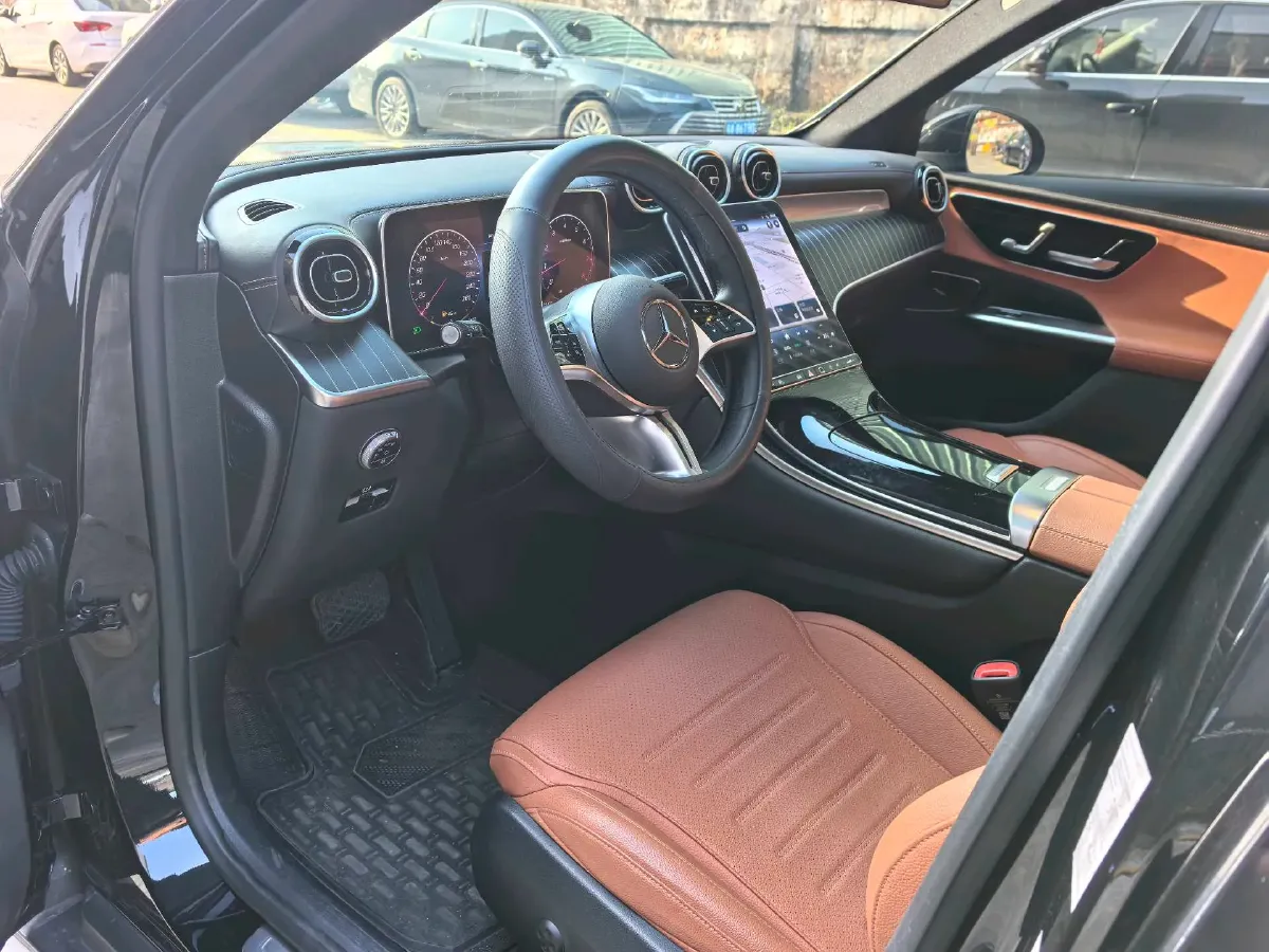 2024 Mercedes-Benz GLC Class 2.0T 204HP L4 9AT,autocango,china used car exporter,china ev exporter,chinese used car exporter,chinese used ev exporter