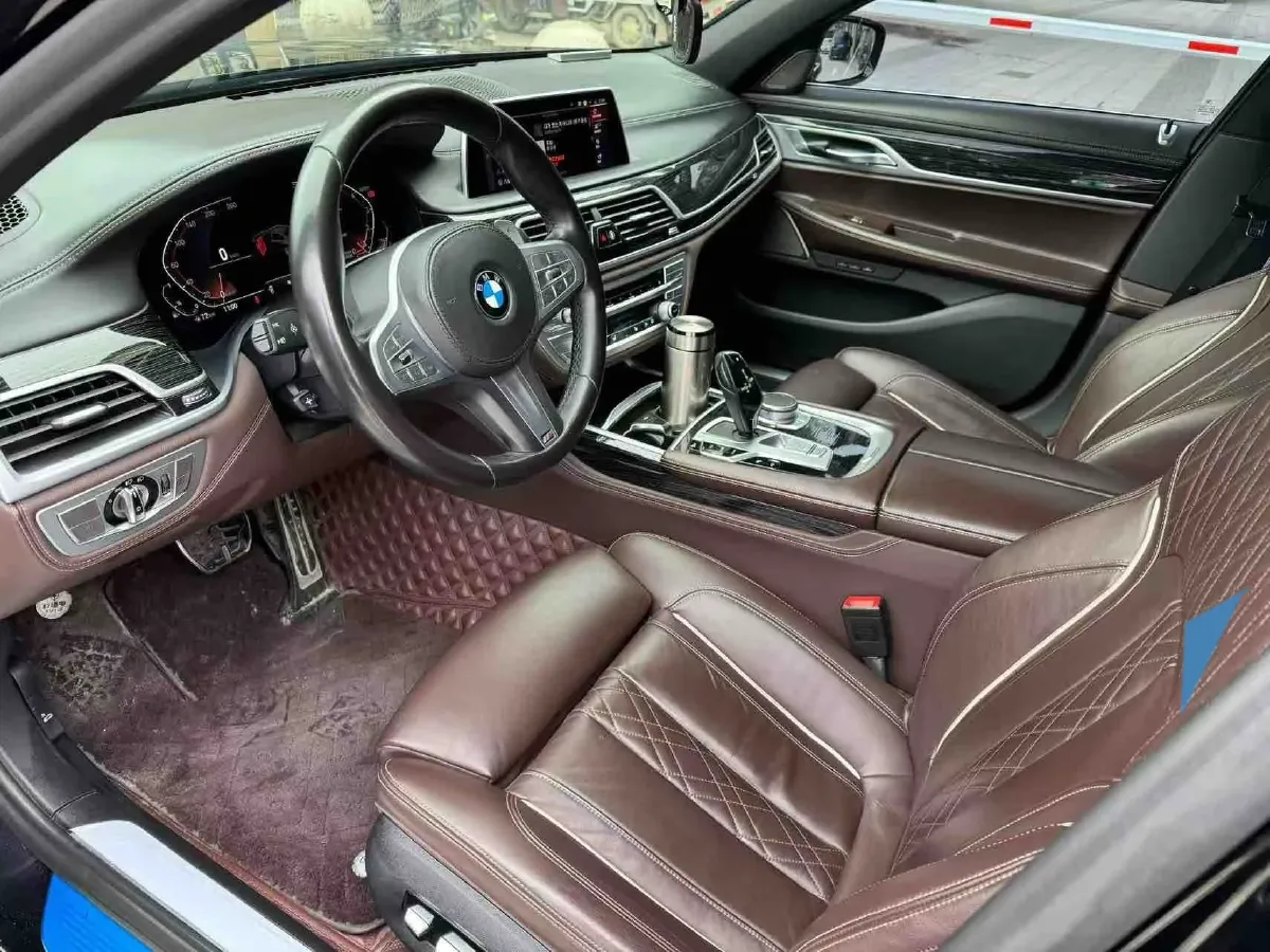 2019 BMW 7 Series 2.0T 265HP L4 8AT,autocango,china used car exporter,china ev exporter,chinese used car exporter,chinese used ev exporter