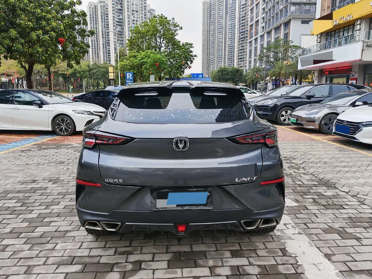2021 ChangAn UNI-T 1.5T 180HP L4 7DCT,autocango,china used car exporter,china ev exporter,chinese used car exporter,chinese used ev exporter