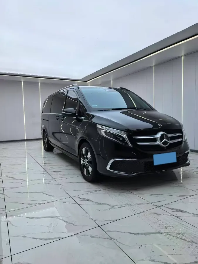 2021 Mercedes-Benz V Class 2.0T 211HP L4 9AT,autocango,china used car exporter,china ev exporter,chinese used car exporter,chinese used ev exporter