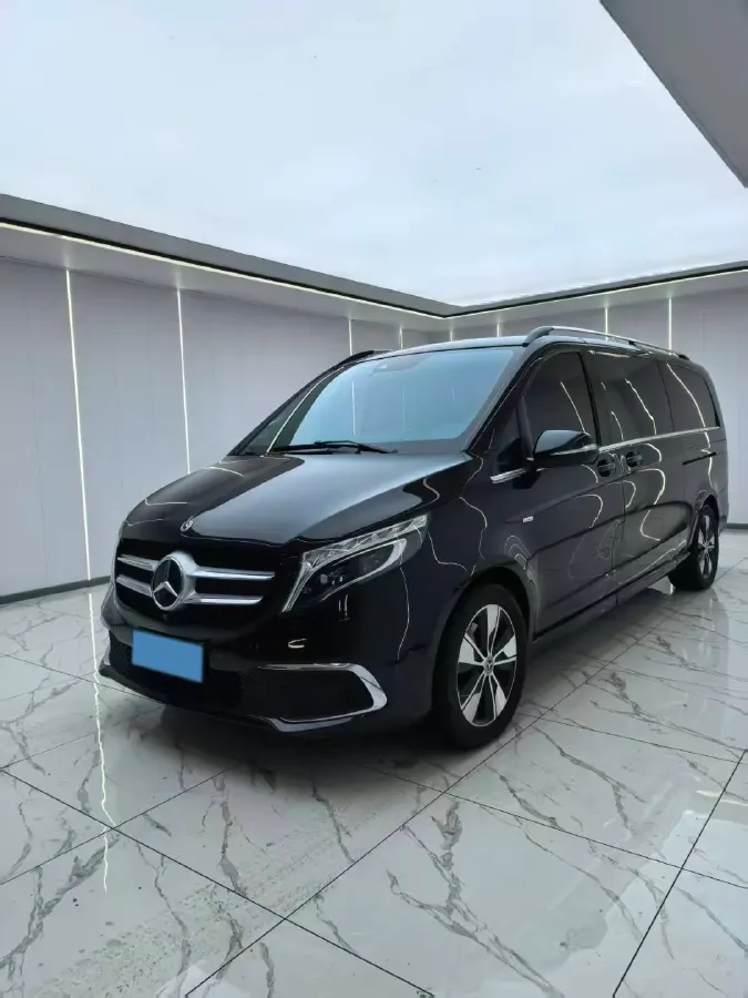 2021 Mercedes-Benz V Class 2.0T 211HP L4 9AT,autocango,china used car exporter,china ev exporter,chinese used car exporter,chinese used ev exporter